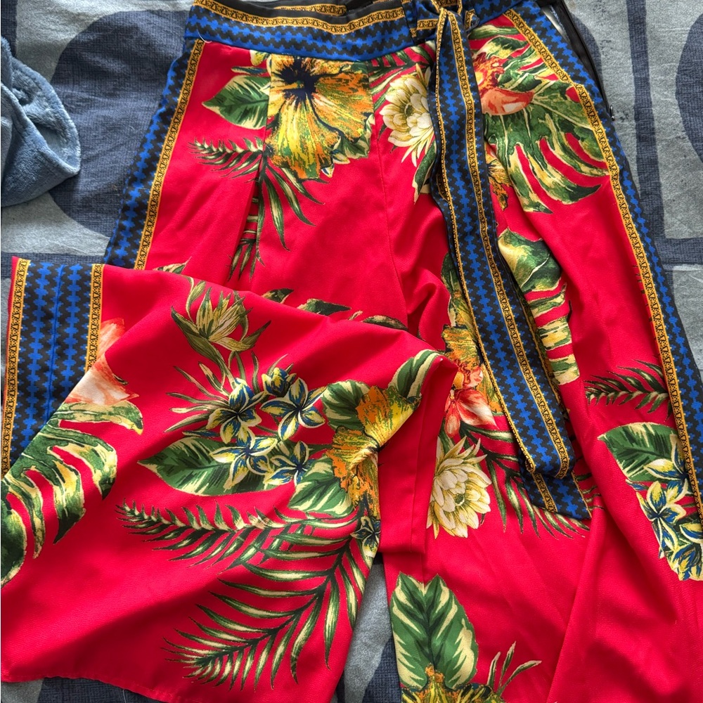 Floral pants - Picture 2 of 3